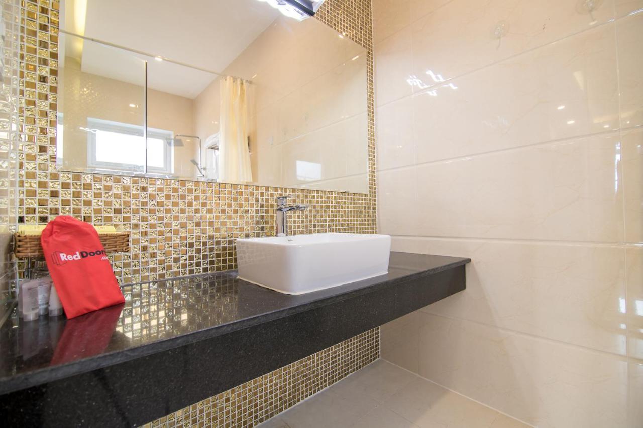 הו צ'י מין סיטי Reddoorz Plus Near Lotte Mart Cong Hoa מראה חיצוני תמונה
